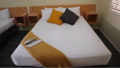 Gayndah Colonial Motor Inn - C Tourism 1