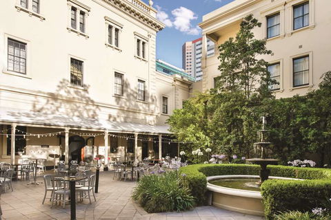 Adina Apartment Hotel Adelaide Treasury - C Tourism 1