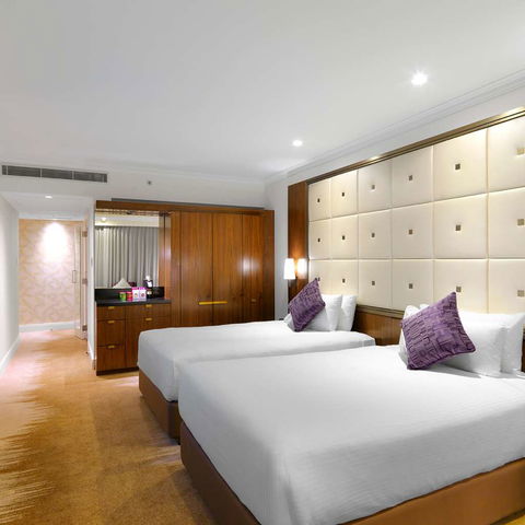 Amora Hotel Jamison Sydney - C Tourism 5