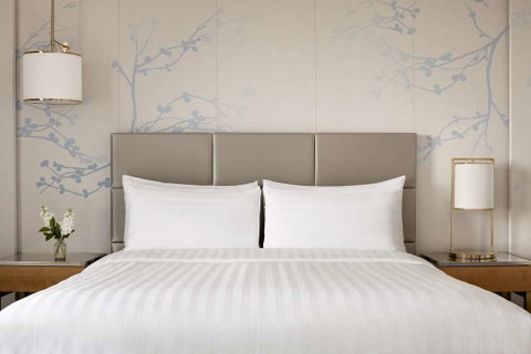 Shangri-La Hotel Sydney - C Tourism 13