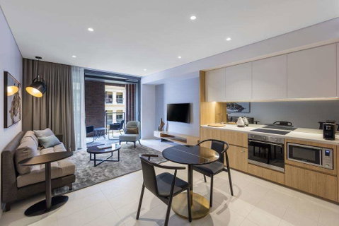 SKYE Suites Sydney - C Tourism 6