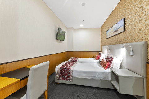 Sydney Hotel QVB - C Tourism 11