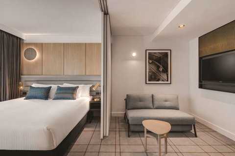 Vibe Hotel Sydney Darling Harbour - C Tourism 13