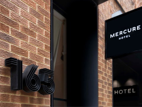 Mercure Sydney Martin Place - C Tourism 1