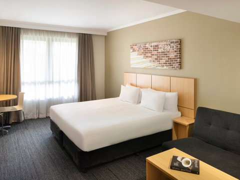 Mercure Sydney Martin Place - C Tourism 10