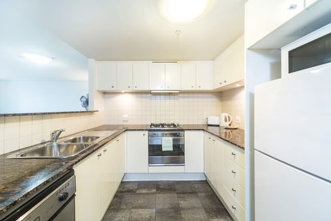 Astra Sydney CBD Pitt Street - C Tourism 3