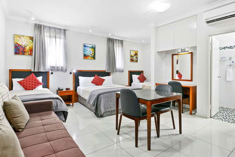 Comfort Inn & Suites Burwood - C Tourism 5