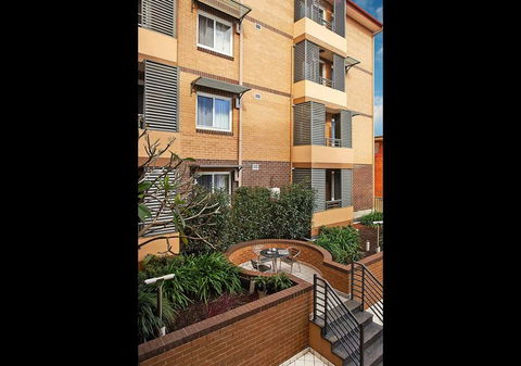 Comfort Inn & Suites Burwood - C Tourism 17