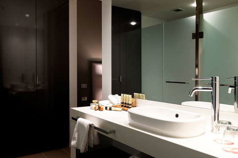 East Hotel - C Tourism 6