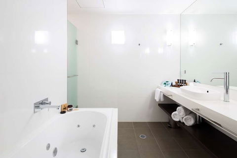 East Hotel - C Tourism 14