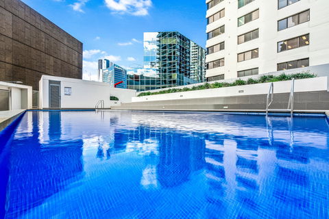 Astra Apartments Parramatta - C Tourism 10