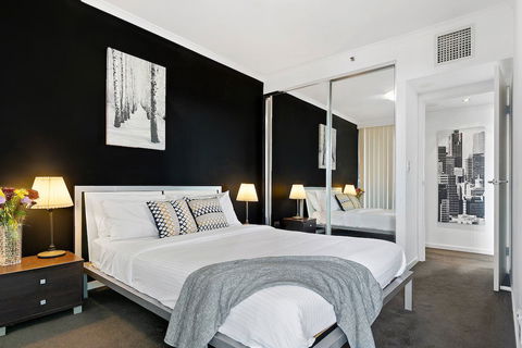 Astra Apartments Parramatta - C Tourism 15
