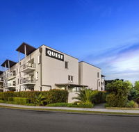 Quest Singleton - C Tourism