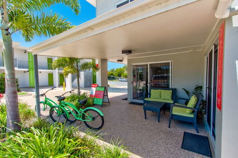 Mackay Oceanside Central Hotel - C Tourism 1