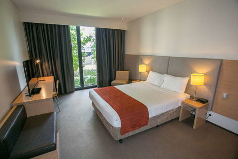Alpha Hotel Eastern Creek - C Tourism 2