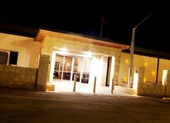 Newman Hotel - C Tourism 0