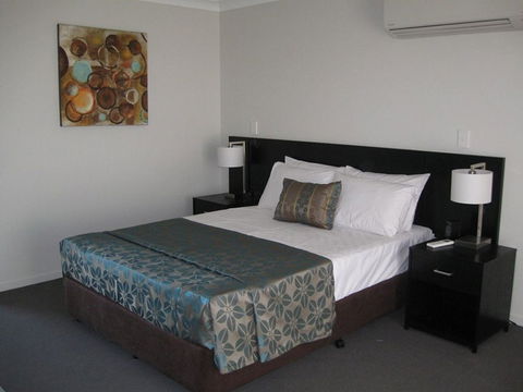 Royal Motel Miles - C Tourism 2