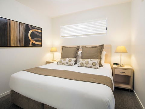 Oaks Middlemount - C Tourism 1