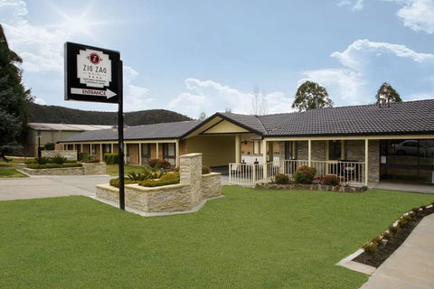 Zig Zag Motel - C Tourism 1
