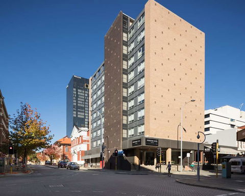 Pensione Hotel Perth - C Tourism 0