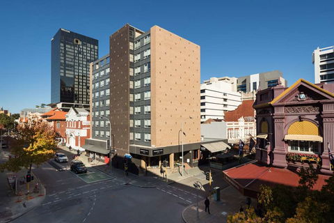 Pensione Hotel Perth - C Tourism 1