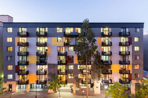 Mont Clare Boutique Apartments - C Tourism 3