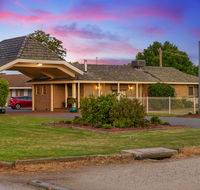 Stagecoach Motel - C Tourism