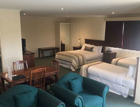 Best Western Crystal Inn - C Tourism 6