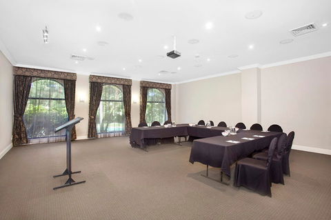 Checkers Resort & Conference Centre - C Tourism 4
