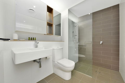 Astra Apartments MacQuarie Park - C Tourism 1
