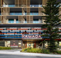 Ramada VetroBlu Scarborough Beach - C Tourism