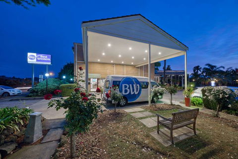 Best Western Airport Motel & Conv Ctr - C Tourism 1