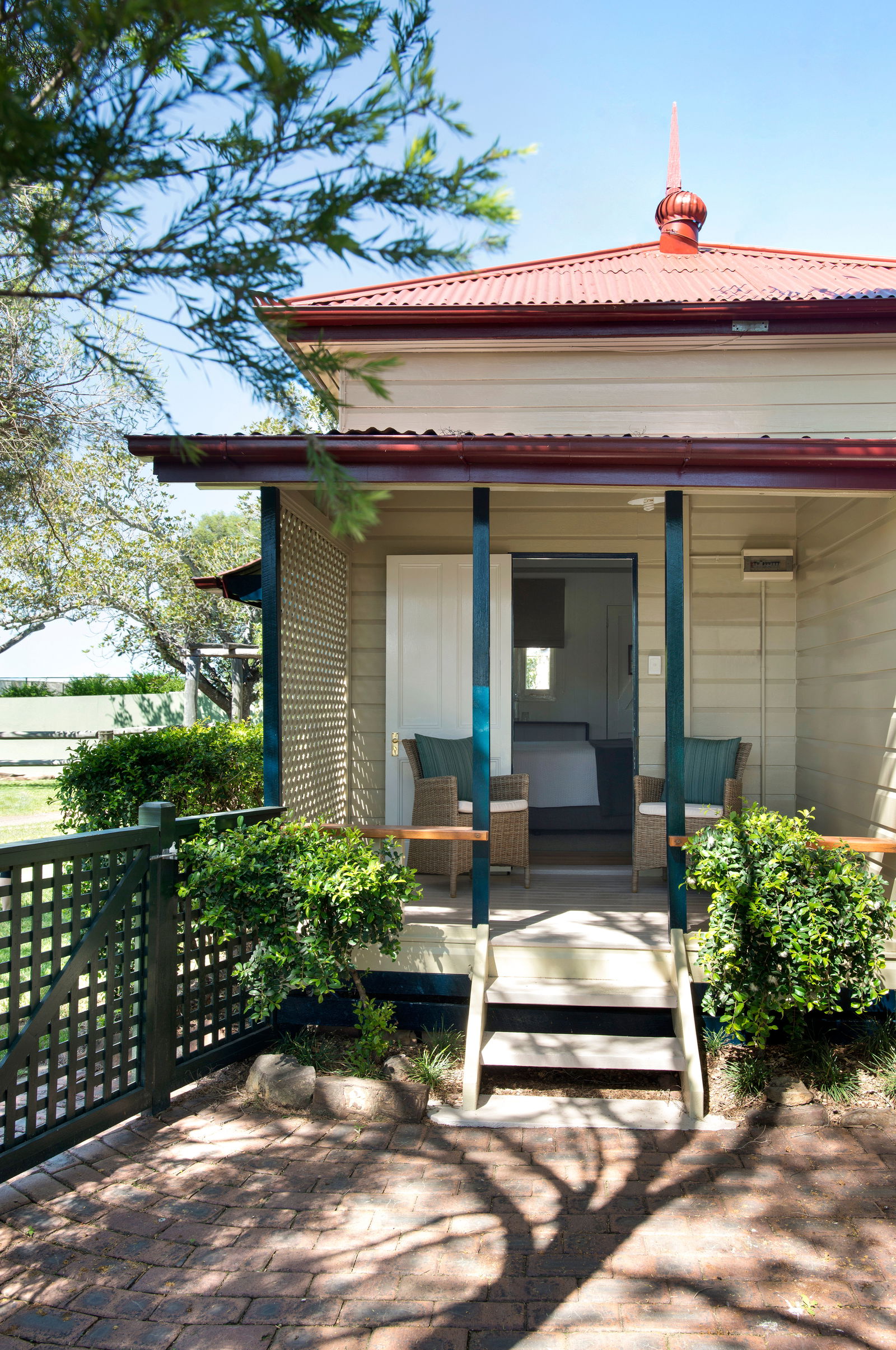 Ashwell QLD C Tourism
