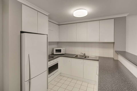 Adina Serviced Apartments James Court - C Tourism 7
