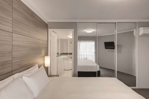 Adina Serviced Apartments James Court - C Tourism 10