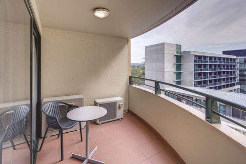 Adina Serviced Apartments James Court - C Tourism 15