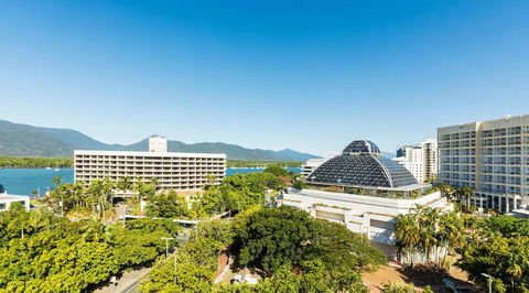 Pacific Hotel Cairns - C Tourism 8