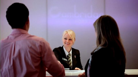 Cambridge Hotel Sydney - C Tourism 0