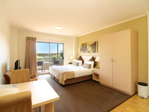 Oaks Goldsbrough Apartment Hotel - C Tourism 1
