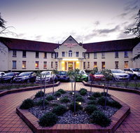 Mercure Canberra Hotel - C Tourism