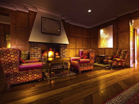 Mercure Canberra Hotel - C Tourism 1