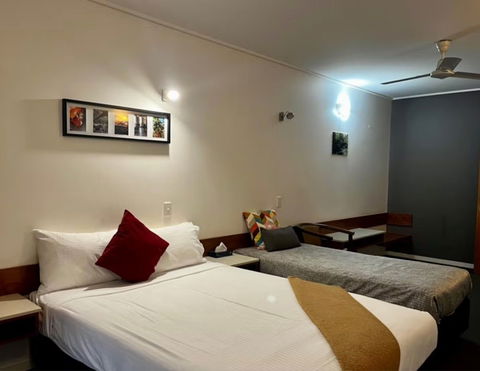 Ayr Traveller's Motel - C Tourism 1