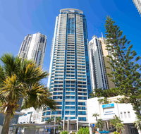 Mantra Towers of Chevron Surfers - C Tourism