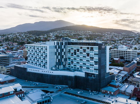 Crowne Plaza Hobart - C Tourism 2