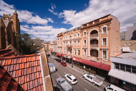 Hadley's Orient Hotel - C Tourism 0