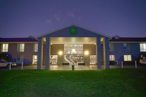 Ibis Styles Canberra - C Tourism 5