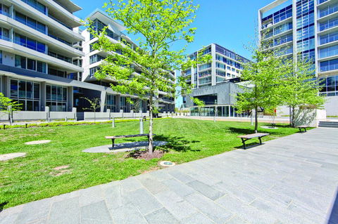 Realm Park 39 Barton ACT - C Tourism 23