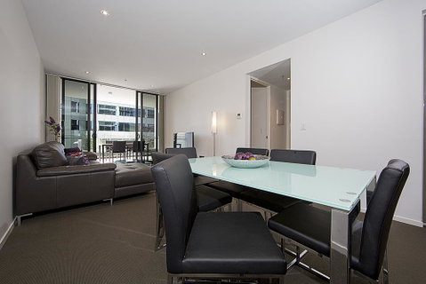 Manhattan 303 Canberra City ACT - C Tourism 29