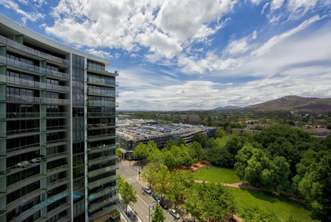 Manhattan 303 Canberra City ACT - C Tourism 9
