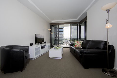 Manhattan 303 Canberra City ACT - C Tourism 19